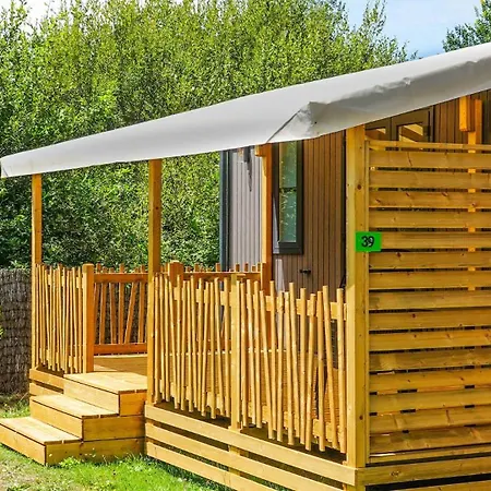 Le Dolmen, Carnac, Morbihan Campsite 4*