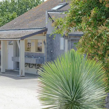 Campsite Le Dolmen, Carnac, Morbihan 4*